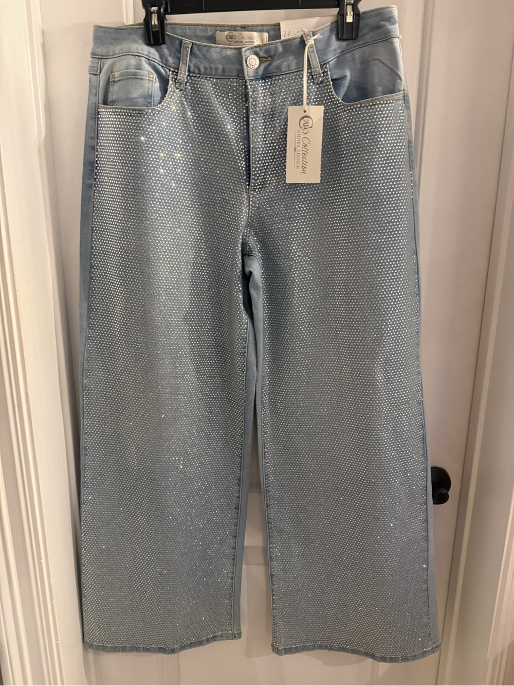 Cato Limited EST. 1946 Demin Light Blue Embellished Wide-Leg Women’s Jeans